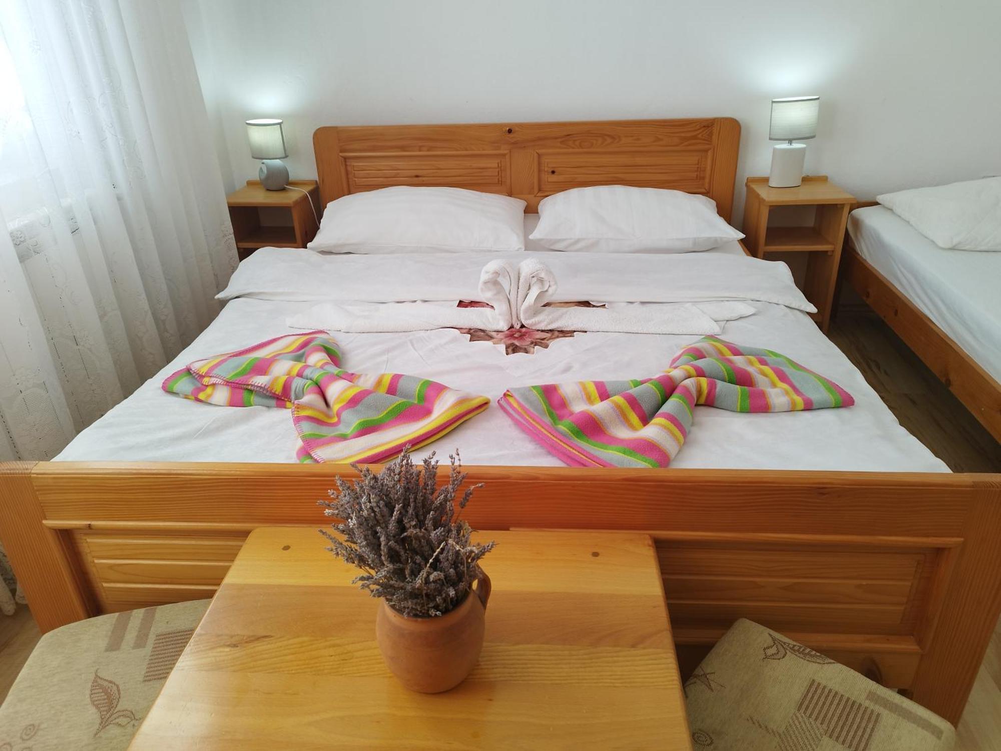 Apartmans Martha Karlobag Extérieur photo